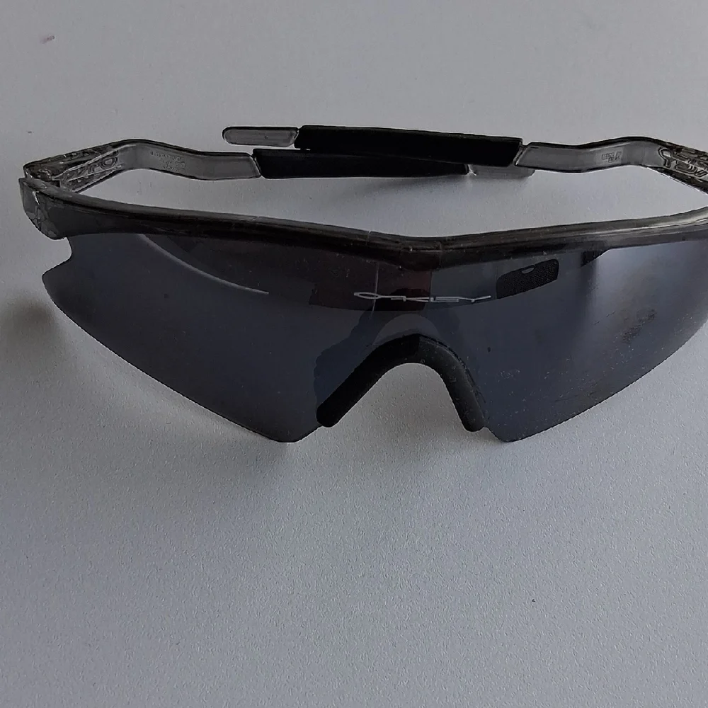 Oakley experience cutting
